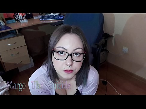 ❤️ Sexy Girl with Glasses Sucks Dildo Deeply on Camera Solo porno à noi % co.vbdsm.ru%